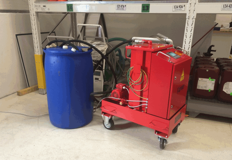 Elektrostatik yağ temizleme sistemi D8 modeli kullanımda